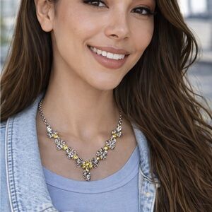 Paparazzi Silver and Yellow Necklace